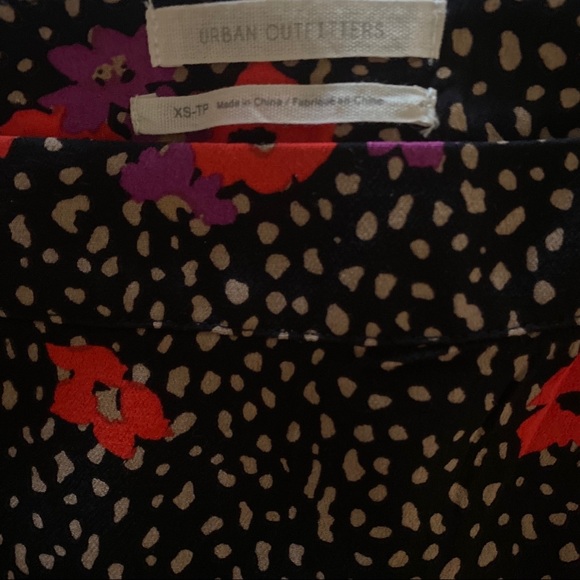 Urban outfitters mini skirt - Picture 3 of 4